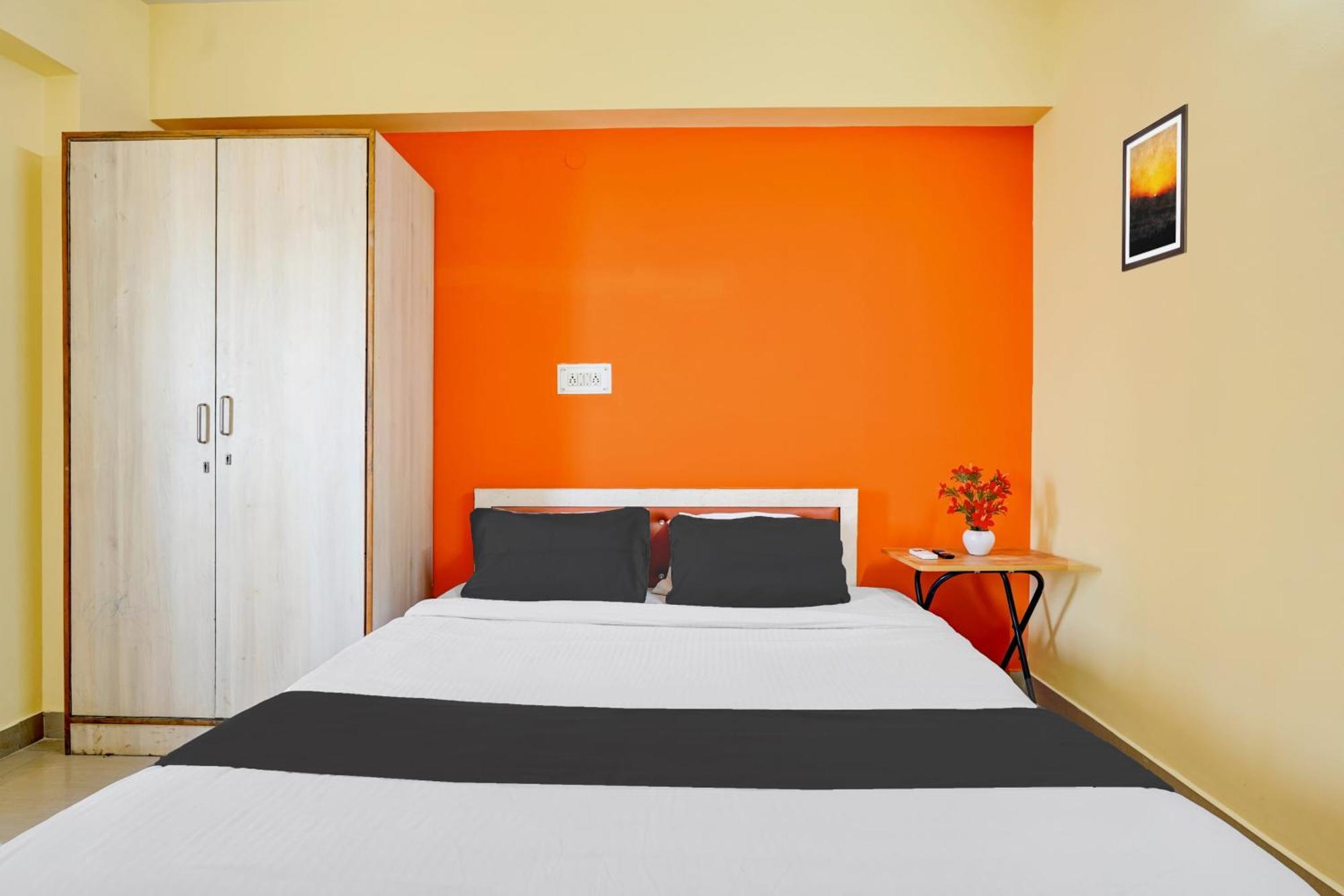 Hotel O Royal Rooms Bangalore Buitenkant foto